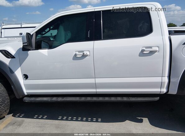 1FTFW1RG6JFB44181 2018 FORD F150 Белый Панорамный вид салона 360°