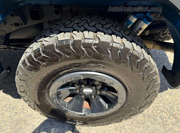 1FTFW1RG6JFD78398 2018 FORD F150 Blue Widok komory silnika