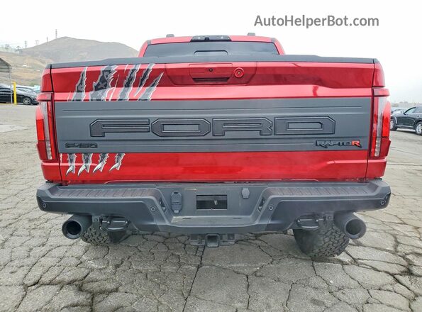 1FTFW1RJ4RFC19659 2024 FORD F150 Red Вид ззаду
