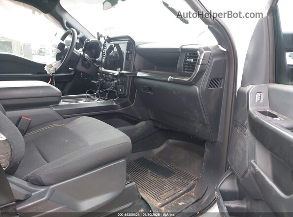 1FTFW2L58SKE93400 2025 FORD F150 White Vista interior delantera