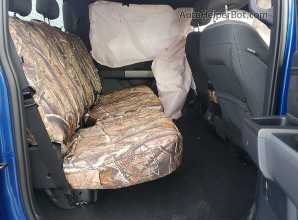 1FTFW3L53RKF44172 2024 FORD F150 Blue Widok tylnych siedzeń