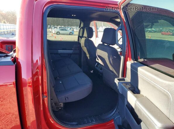 1FTFW3L81SFB62988 2025 FORD F150 Red Vista de los asientos traseros