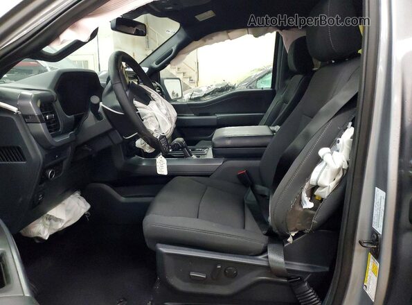 1FTFW3L83SKE44265 2025 FORD F150 Silver Vista interior delantera