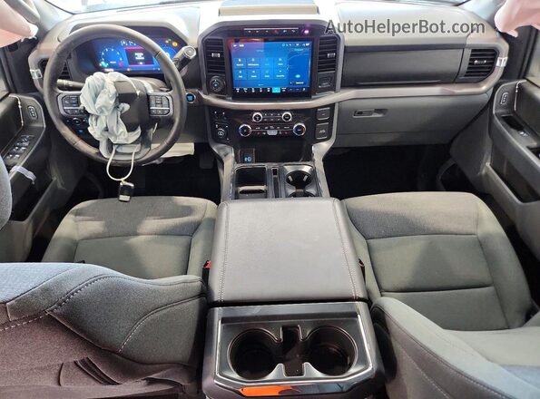 1FTFW3L84RFA33413 2024 FORD F150 Silver Dashboard view