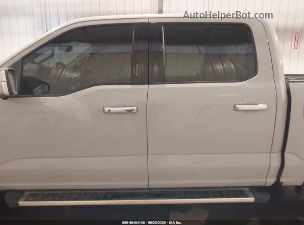 1FTFW3L84RKF35202 2024 FORD F150 Gray Vista interior de 360 grados