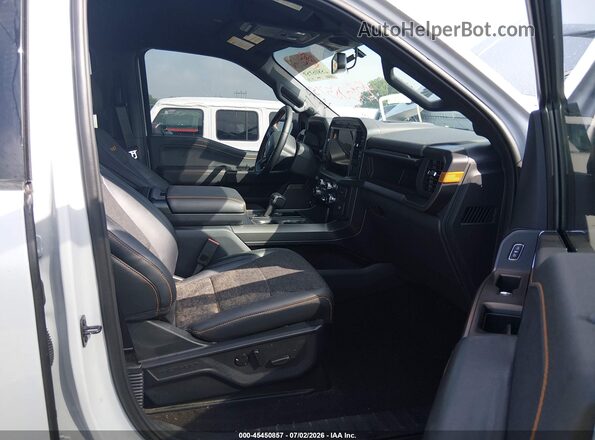 1FTFW4L5XSFB72477 2025 FORD F150 Gray Widok wnętrza z przodu