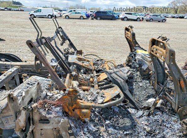 1FTFW7LD6SFA32046 2025 FORD F150 Burn Vista interior trasera