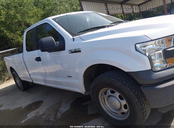 1FTFX1CG4GKD83444 2016 FORD F150 Белый Вид задней части салона
