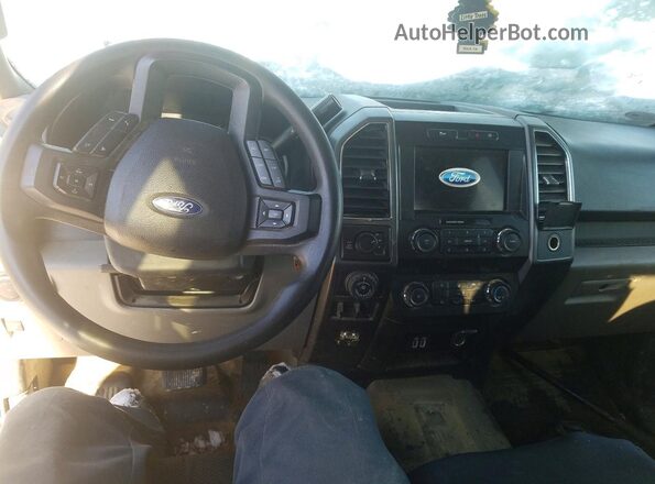 1FTFX1E51LKD13129 2020 FORD F150 White Вид панелі приладів