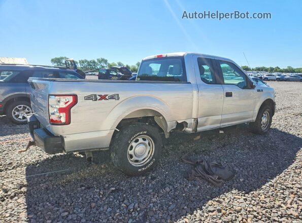 1FTFX1E52JFC43954 2018 FORD F150 Silver Հետևի աջ