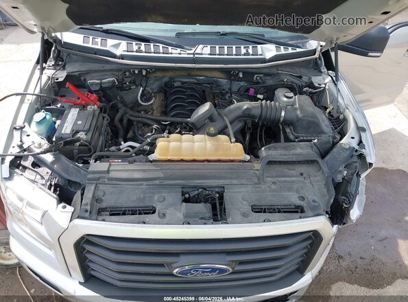 1FTFX1EF0GFB12023 2016 FORD F150 Silver Widok z tyłu