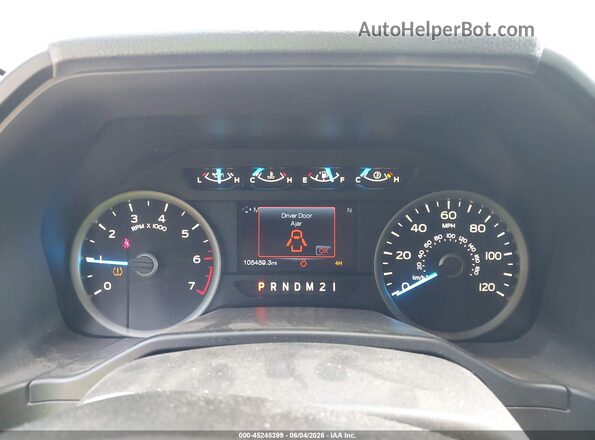 1FTFX1EF0GFB12023 2016 FORD F150 Silver Widok tylnych siedzeń