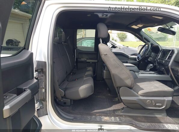 1FTFX1EF0GFB12023 2016 FORD F150 Silver Widok naklejki z numerem VIN