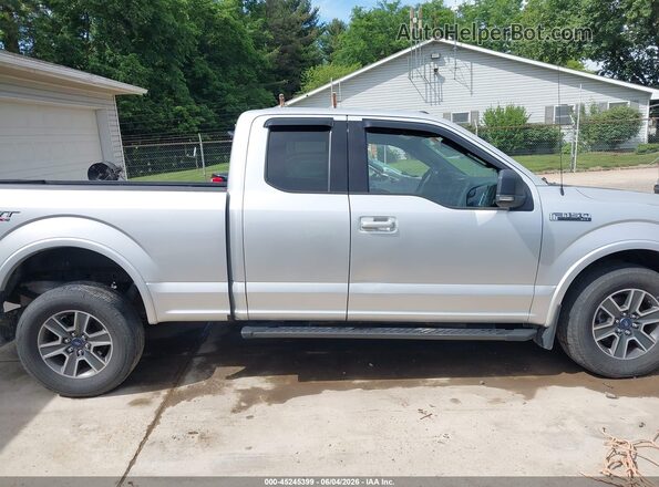 1FTFX1EF0GFB12023 2016 FORD F150 Silver Widok wnętrza 360 stopni