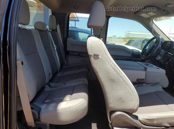 1FTFX1EF2HKC91657 2017 FORD F150 Черный Вид задних сидений