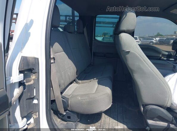1FTFX1EF3GKF02914 2016 FORD F150 White Vista de la etiqueta del VIN