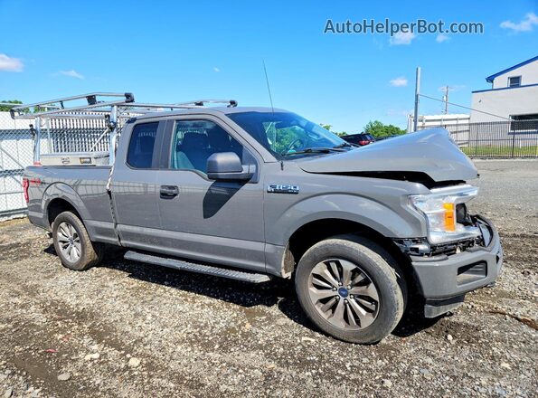 1FTFX1EG8JFE34280 2018 FORD F150 Gray Front right