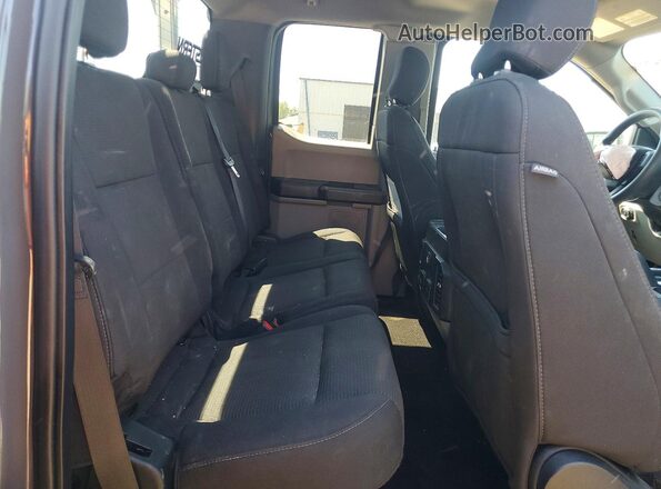 1FTFX1EG8JFE34280 2018 FORD F150 Gray Rear seats view