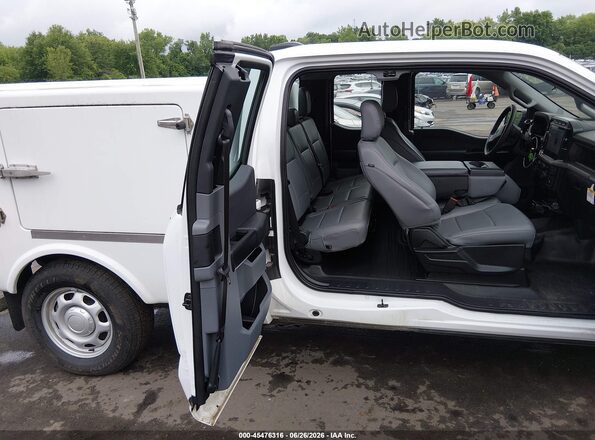 1FTFX1L54RKE84159 2024 FORD F150 White VIN sticker view