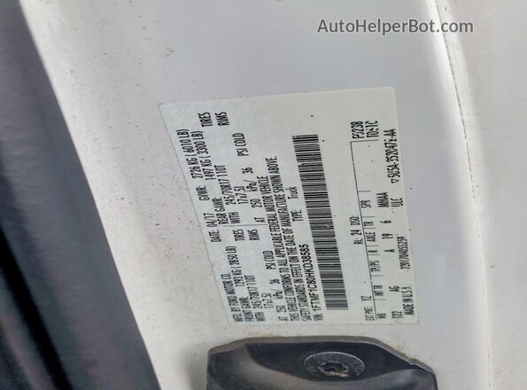 1FTMF1C80HKD38585 2017 FORD F150 White Widok komory silnika