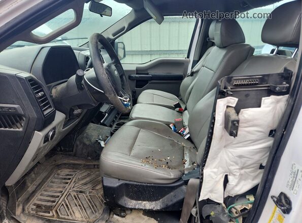 1FTMF1C82GKE26360 2016 FORD F150 Белый Вид салона спереди