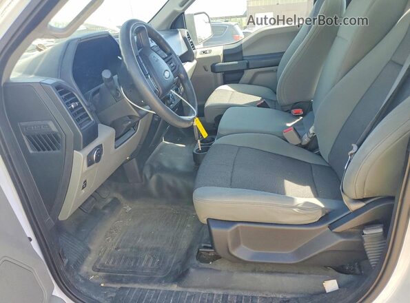 1FTMF1C85GKE44139 2016 FORD F150 White 