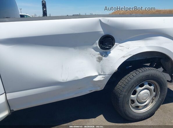 1FTMF1C88GKD05302 2016 FORD F150 White Widok z przodu