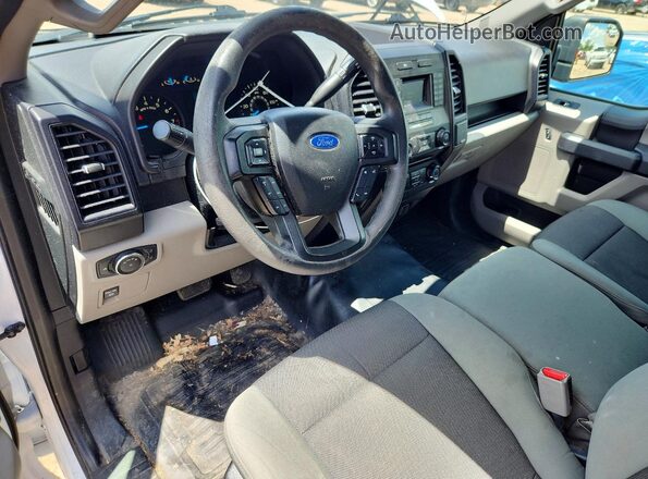 1FTMF1C88GKD60347 2016 FORD F150 Белый Вид панели приборов
