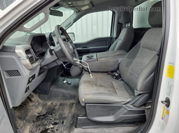 1FTMF1CB2NKE11317 2022 FORD F150 White 