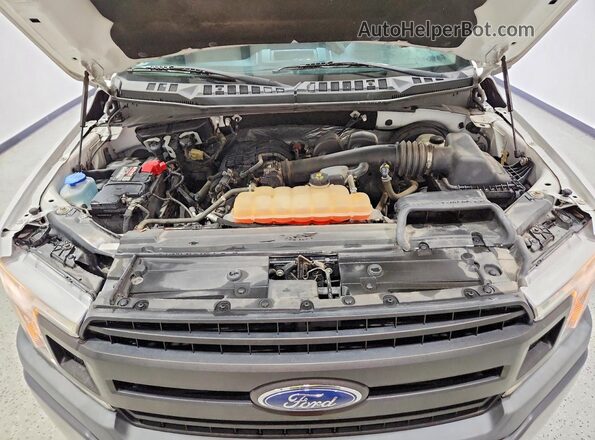 1FTMF1CB5JKE52423 2018 FORD F150 White 