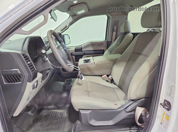 1FTMF1CB5JKE52423 2018 FORD F150 White 