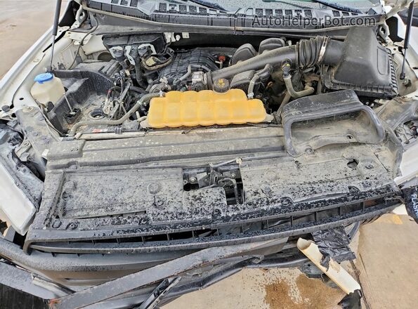 1FTMF1CB7JKF26568 2018 FORD F150 Белый Вид задней части салона