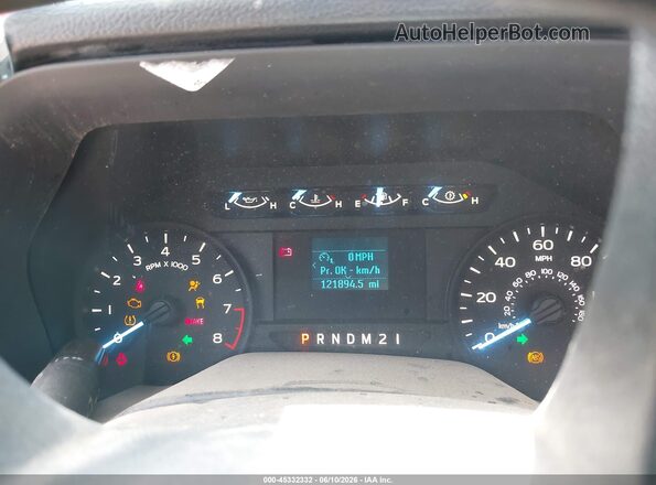 1FTMF1CB8KKC08119 2019 FORD F150 White Widok tylnych siedzeń