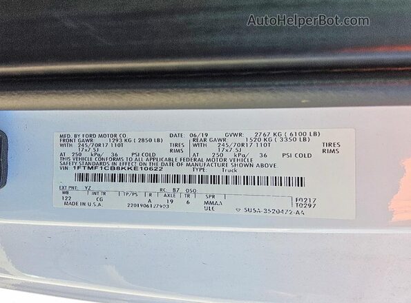 1FTMF1CB8KKE10622 2019 FORD F150 White ძრავის განყოფილების ხედი