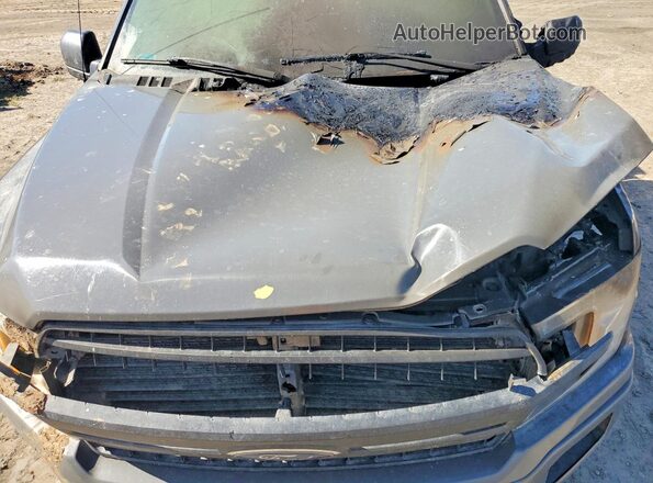 1FTMF1CBXJFC88871 2018 FORD F150 Burn Widok wnętrza z tyłu