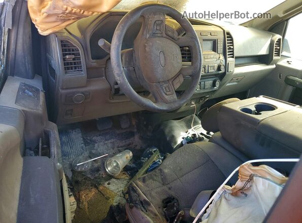 1FTMF1CBXJFC88871 2018 FORD F150 Burn Widok deski rozdzielczej