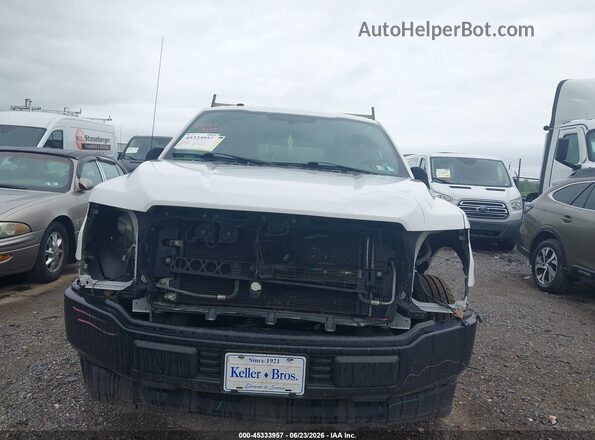 1FTMF1CBXJKF01440 2018 FORD F150 White Widok z przodu