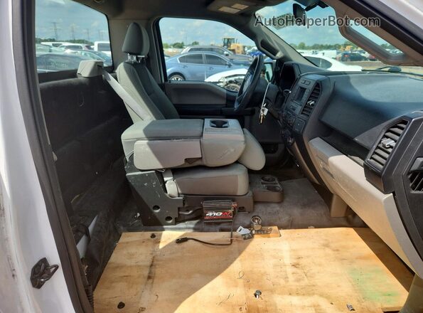 1FTMF1CP0JKC78028 2018 FORD F150 White Հետևի նստատեղերի տեսք