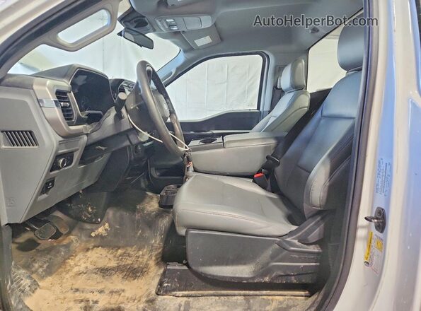1FTMF1EBXNKD82596 2022 FORD F150 White Սալոնի դիմացի տեսք