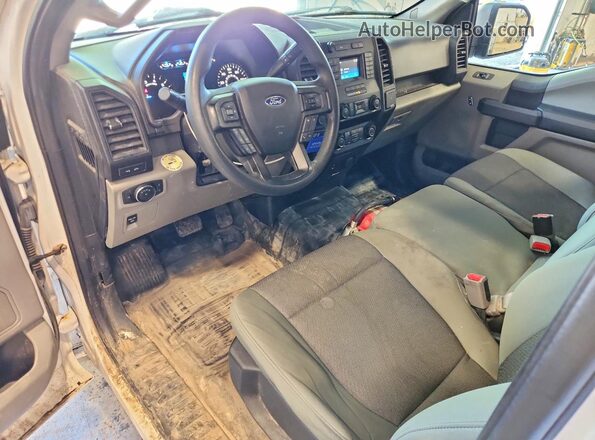 1FTMF1EP8HKD55591 2017 FORD F150 White 