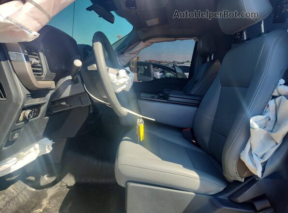 1FTMF1L52TKD17882 2026 FORD F150 Gray Widok wnętrza z przodu