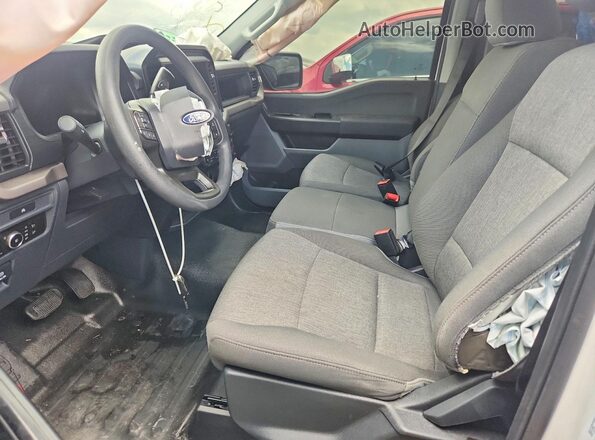1FTMF1L53SKD23902 2025 FORD F150 White Вид салону спереду