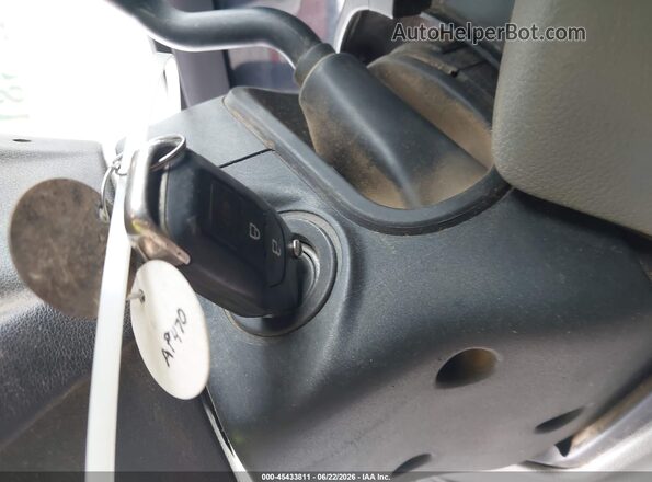 1FTNF1CG0GKE50233 2016 FORD F150 White Dashboard view