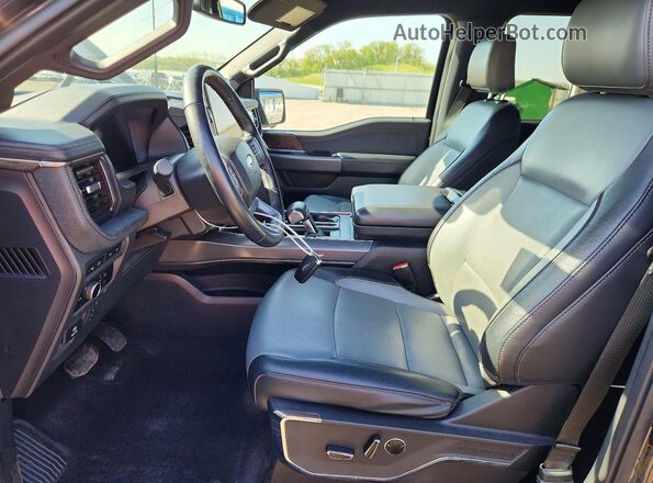 1FTVW1ELXPWG25560 2023 FORD F150 Blue Vista interior delantera