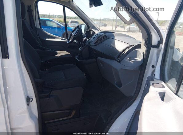 1FTYR1YM8JKA65030 2018 FORD TRANSIT-250 White Front interior view