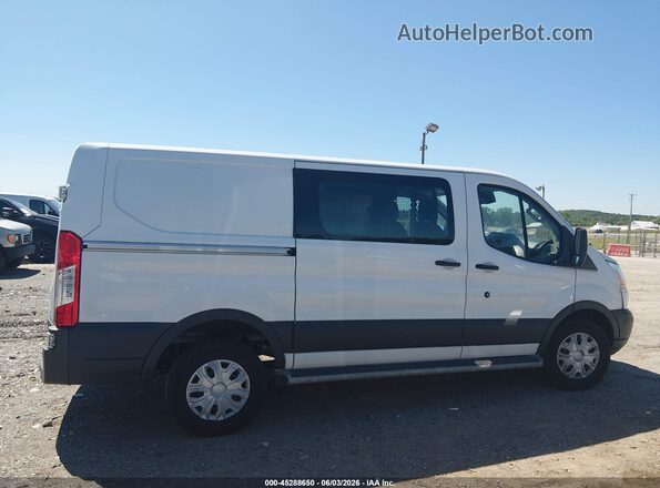 1FTYR1YM8JKA65030 2018 FORD TRANSIT-250 White Rear interior view
