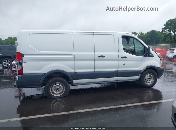 1FTYR1ZM6JKA10364 2018 FORD TRANSIT-250 White უკანა სალონის ხედი