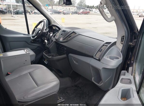 1FTYR2CM3HKB48727 2017 FORD TRANSIT-250 Black Front interior view