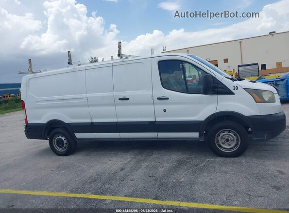 1FTYR2ZM3GKA14564 2016 FORD TRANSIT-250 White Rear interior view