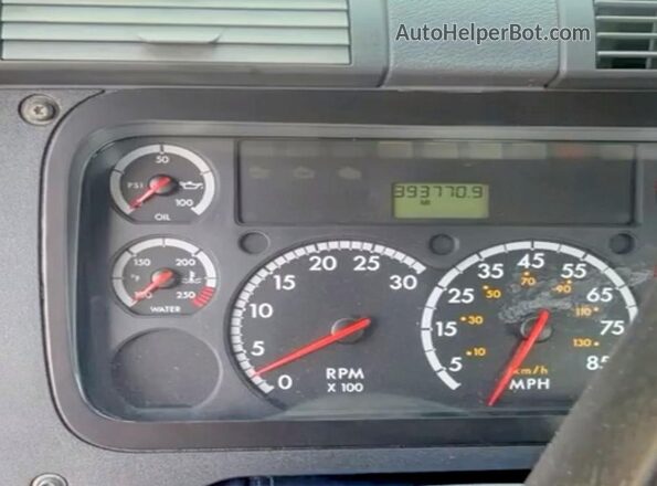 1FUBGAD42GLHD9913 2016 FREIGHTLINER CASCADIA White 